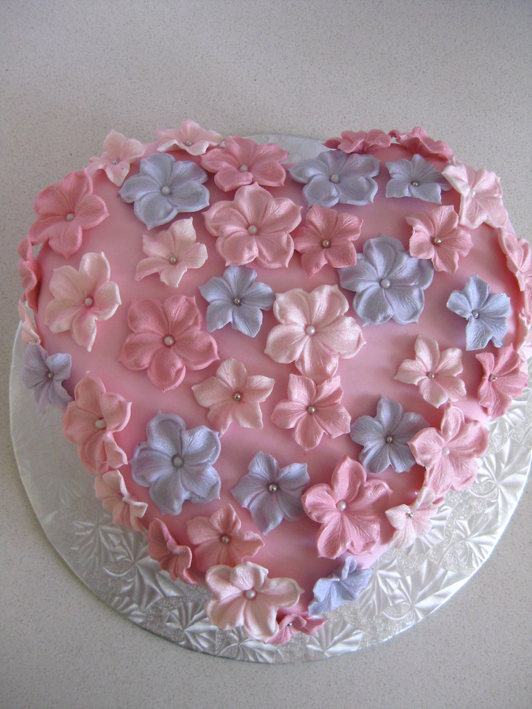 Heart petunia cake Pink heart cake with